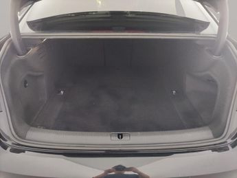 Audi A4 2.0 TFSI 35 Black Edition S Tronic (150 ps) - WIFI - BLUETOOTH -