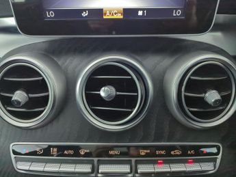 Mercedes-Benz C Class 2.1 C220d AMG Line (Premium) G-Tronic+ (170 ps) - HEATED LEATHER
