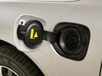 Volvo XC60 2.0h T6 Recharge 18.8kWh Plus Plug-in AWD (350 ps) - ADAPT CRUIS