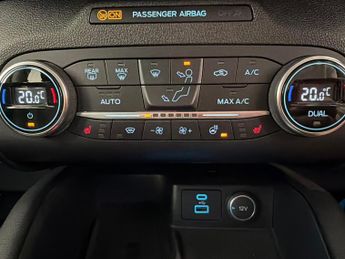 Ford Kuga 2.0 EcoBlue Vignale AWD (190 ps) - DRIVER MEMORY SEAT - LANE DEP