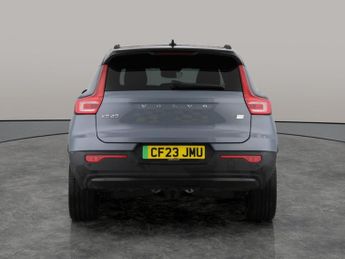 Volvo XC40 Recharge 69kWh Plus (231 ps) - KEYLESS ENTRY - PARK ASSIST - LED