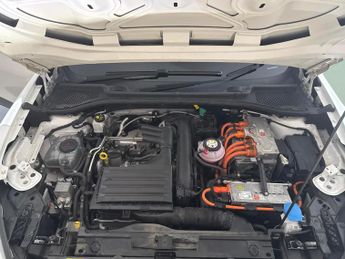 Cupra Formentor 1.4 eHybrid 12.8kWh V2 Plug-in DSG (204 ps) - REV CAM - PARK ASS