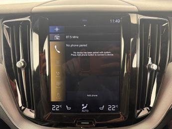 Volvo XC60 2.0h T8 Twin Engine 11.6kWh R-Design Plug-in AWD (390 ps) - LED