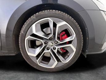 Skoda Octavia 2.0 TSI vRS DSG (245 ps) - BLUETOOTH - PARK SENSORS - DAB