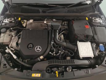 Mercedes-Benz A Class 1.3 A200 AMG Line Edition (Executive) 7G-DCT (163 ps) - LED - RE