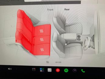 Tesla Model Y (Dual Motor) Long Range 4WDE (384 bhp) - KEYLESS ENTRY - REV CAM