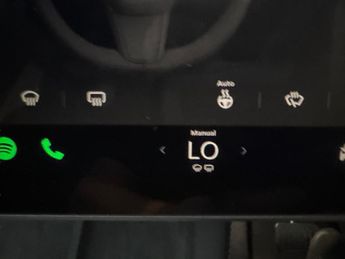 Tesla Model Y (Dual Motor) Long Range 4WDE (384 bhp) - HEATED STEERING