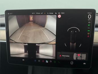 Tesla Model Y (Dual Motor) Long Range 4WDE (384 bhp) - HEATED STEERING