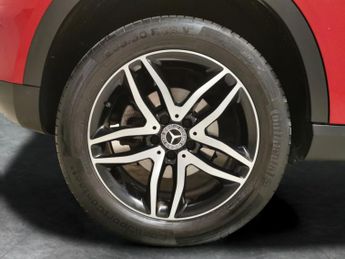 Mercedes-Benz GLA 1.6 GLA180 GPF Urban Edition 7G-DCT (122 ps) - COMFORT PACK - KE
