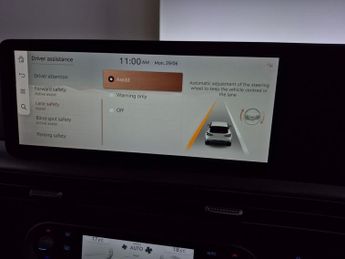 Genesis GV60 77.4kWh Premium (229 ps) - HEAT AND COOL SEATS - LED - REVERSE C