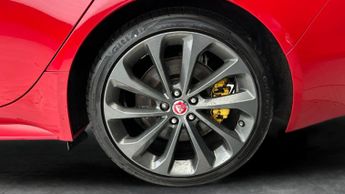 Jaguar XE 2.0 D180 R-Dynamic HSE (180 ps) - LANE DEPARTURE  - BLIND SPOT A
