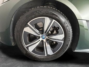 BMW i4 40 83.9kWh Sport Gran Coupe eDrive (340 ps) - CLOTH-SENSATEC - B