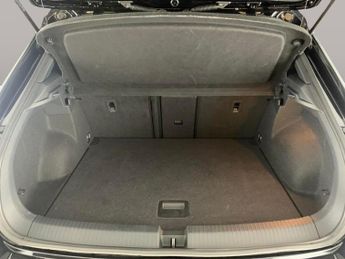 Volkswagen T-Roc 2.0 TSI R DSG 4Motion (300 ps) - PARK ASSIST - NAV - ALCANTARA