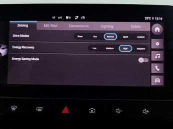 MG Mg4 64kWh SE Long Range (203 ps) - LED - ALCANTARA - WIFI