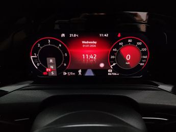 Volkswagen Golf 2.0 TDI GTD DSG (200 ps) - LED - ALCANTARA - HEATED STEERING