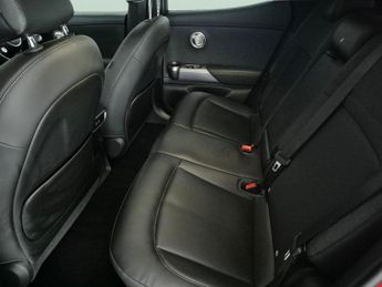Genesis GV60 77.4kWh Premium (229 ps) - HEAT AND COOL SEATS - LED - REVERSE C
