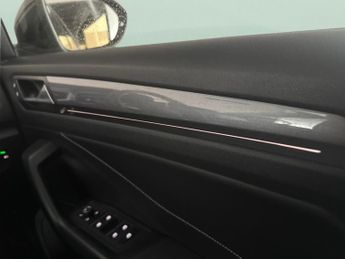 Volkswagen T-Roc 1.5 TSI Style DSG (150 ps) - DIGITAL DASH - PARK SENSORS - PADDL
