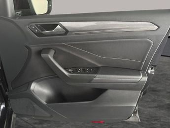 Volkswagen T-Roc 1.5 TSI Style DSG (150 ps) - DIGITAL DASH - PARK SENSORS - PADDL