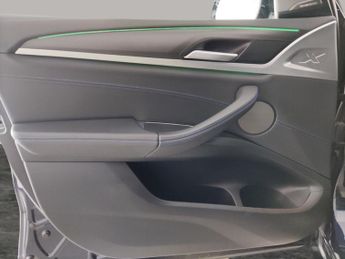 BMW iX3 80kWh M Sport Pro (286 ps) - GESTURE CONTROL - ADAPT CRUISE - PA