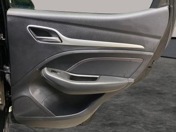 MG MG ZS 72.6kWh Trophy Long Range (156 ps) - NAV - BLIND SPOT ASSIST - B