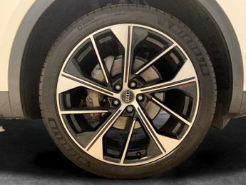 Audi Q5 2.0 TDI 40 Vorsprung S Tronic quattro (204 ps) - AIR SUSPENSION 