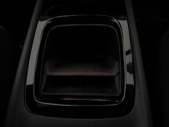 Volkswagen ID.3 Pro 58kWh Life (145 ps) - HEATED SEATS - NAV - HEATED STEERING