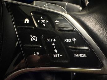 Mercedes-Benz E Class 2.0 E300e 13.5kWh AMG Line Edition Plug-in G-Tronic+ (320 ps) - 