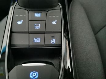 Hyundai Ioniq 38.3kWh Premium (136 ps) - LED - REVERSE CAM - NAV