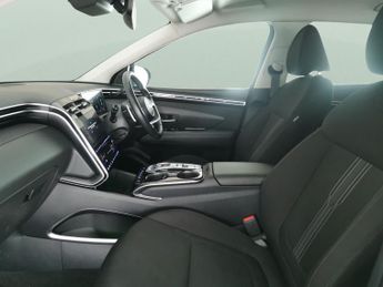 Hyundai Tucson 1.6 T-GDi 13.8kWh Premium Plug-in 4WD (265 ps) - KEYLESS ENTRY -