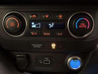Nissan Leaf 39kWh Acenta (150 ps) - LANE DEPARTURE  - BLUETOOTH - CRUISE