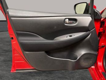Nissan Leaf 39kWh Acenta (150 ps) - LANE DEPARTURE  - BLUETOOTH - CRUISE