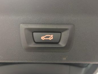 BMW iX3 80kWh Premier Edition (286 ps) - REVERSE CAM - LEATHER - NAV