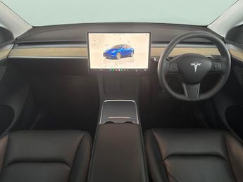 Tesla Model Y SUV RWD (346 ps) KEYLESS ENTRY - REV CAM - BLIND SPOT ASSIST