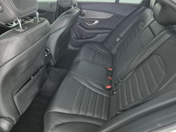 Mercedes-Benz C Class Mercedes C200 2.0 AMG Line Edition Auto - SELF PARK - LED - REVE