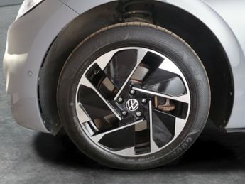 Volkswagen ID.3 Pro 58kWh Family (145 ps) - REVERSE CAM - HEATED SEATS - NAV