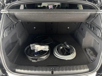 BMW iX1 30 66.5kWh M Sport xDrive (11kW Charger) (313 ps) - PARK ASSIST 