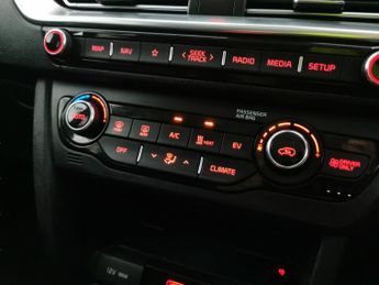 Kia Niro 64kWh 3 (201 bhp) HEATED WHEEL - ADAPTIVE CRUISE - REV CAM