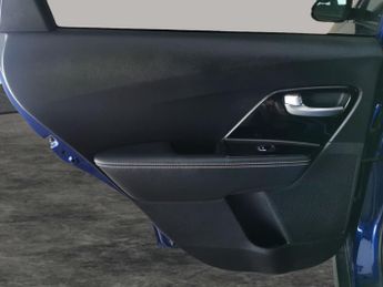 Kia Niro 64kWh 3 (201 bhp) HEATED WHEEL - ADAPTIVE CRUISE - REV CAM