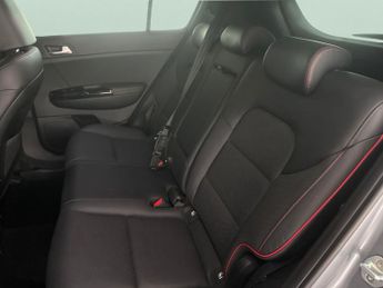 Kia Sportage 1.6 T-GDi GT-Line S DCT AWD (174 bhp) - HEATED STEERING - BLIND 