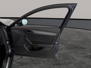 Cupra Formentor 1.4 eHybrid 12.8kWh V2 Plug-in DSG (204 ps) - LED - REVERSE CAM 