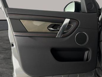 Land Rover Discovery Sport 1.5 P300e 12.2kWh Urban Edition Plug-in 4WD (309 ps) - CARPLAY