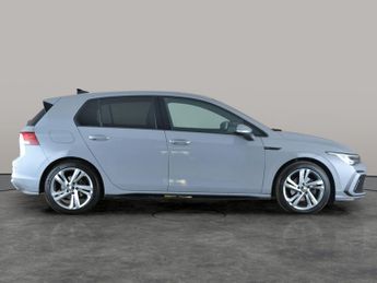 Volkswagen Golf 2.0 TDI R-Line DSG (150 ps) - DIGITAL DASH - PARK SENSORS
