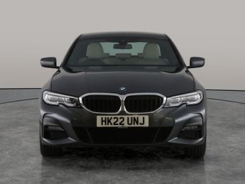 BMW 3 Series 2.0 330e 12kWh M Sport Plug-in (292 ps) - APPLE CARPLAY - PARK A
