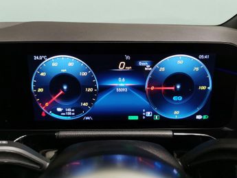 Mercedes-Benz EQA EQA 300 66.5kWh AMG Line 4MATIC (228 ps) - HEATED LEATHER - MIRR
