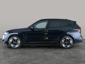 BMW iX3 80kWh M Sport Pro (286 ps) - GESTURE CONTROL - HUD - ADAPT CRUIS