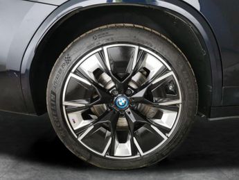 BMW iX3 80kWh M Sport Pro (286 ps) - ADAPT CRUISE - GESTURE CONTROL - HU