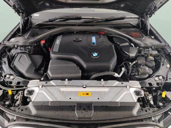 BMW 3 Series 2.0 330e 12kWh M Sport Plug-in (292 ps) - APPLE CARPLAY - PARK A