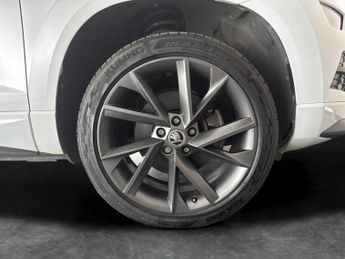 Skoda Karoq 2.0 TDI SportLine DSG 4WD (150 ps) - SMARTLINK - REVERSE CAM - N