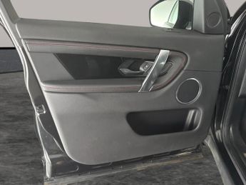 Land Rover Discovery Sport 1.5 P300e 12.2kWh Urban Edition Plug-in 4WD (309 ps) - CARPLAY