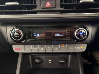 Hyundai Kona 1.6 h-GDi SE Connect DCT (141 ps) - CRUISE - CLIMATE CONTROL - P